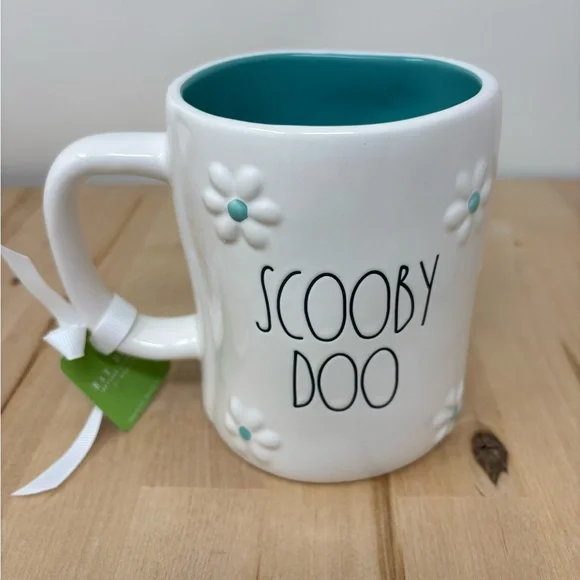 Rae Dunn SCOOBY DOO Mug White with Daisy Decor Double Sided Turquoise Interior - Picture 2 of 4
